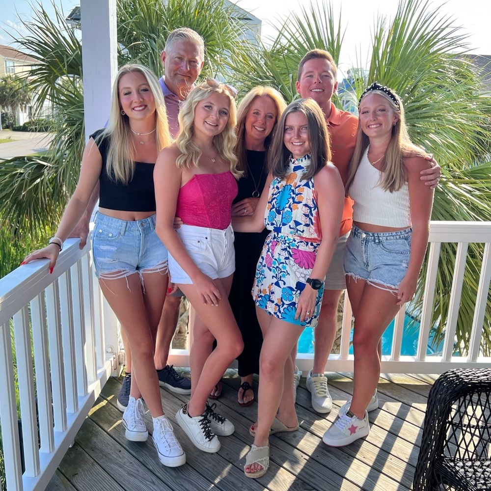 Meet your Posher, Angie